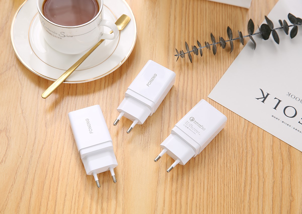 Incarcator retea Foneng- USB-18W-3A Alb - 1 | YEO